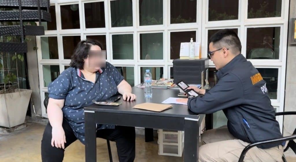 ตม.เชียงใหม่ จับหญิงชิลีอยู่เกิน 57 วัน ตม.เชียงใหม่ จับหญิงชิลีอยู่เกิน 57 วัน