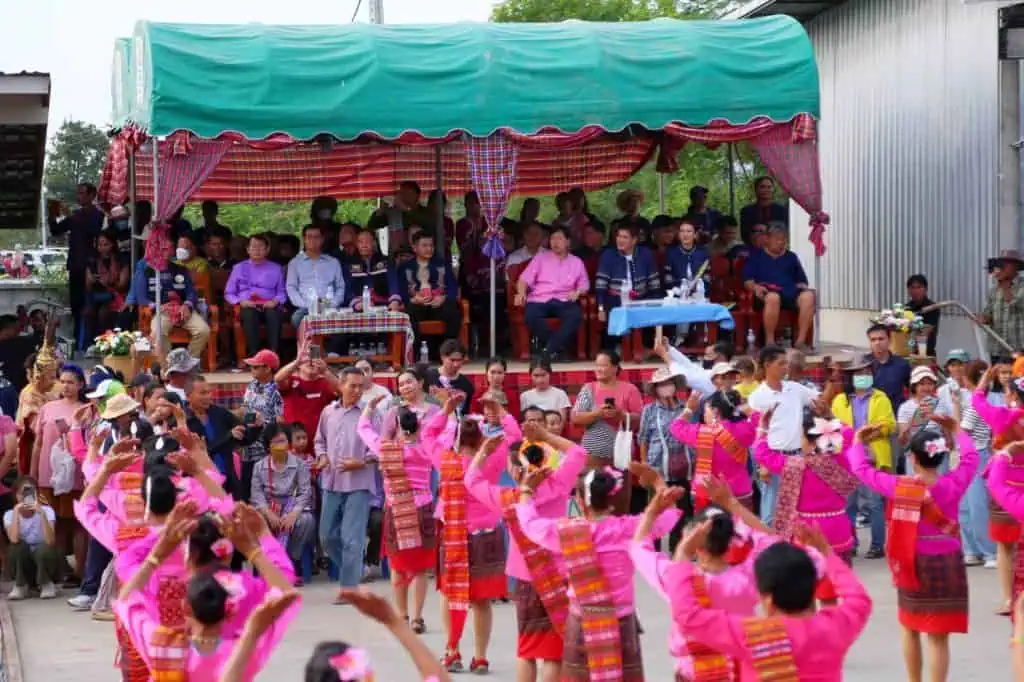 ผู้กองธรรมนัส ควงว่าที่ ส.ส. พะเยา รวมงานบุญบั้งไฟ ‘รวมพลคนอิสานล้านนา สืบสานตำนานบุญบั้งไฟตำบลอ่างทอง’ พร้อมประกาศหนุนงานประเพณีท้องถิ่นให้ยั่งยืน