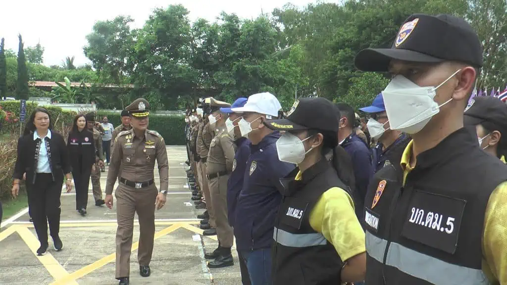 ตม.เชียงใหม่ ตรวจสอบบุคคลต่างด้าวขออยู่ต่อสถานศึกษาและมูลนิธิฯ