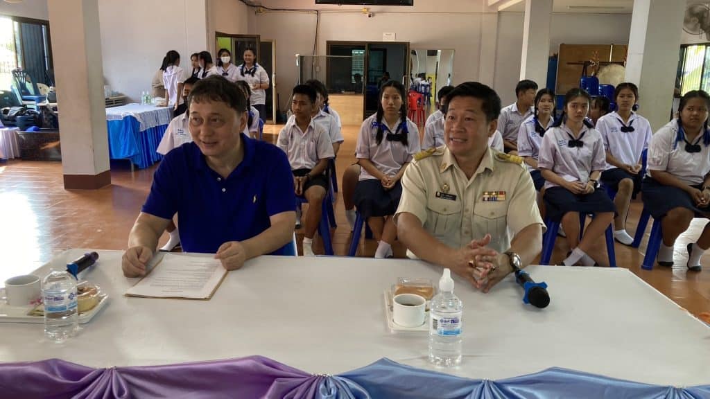 ศิษย์เก่ารร.เจ้าแม่หลวงอุปถัมภ์ 1 มอบคอมพิวเตอร์เพื่อการศึกษาในพื้นที่ชายแดน ศิษย์เก่ารร.เจ้าแม่หลวงอุปถัมภ์ 1 มอบคอมพิวเตอร์เพื่อการศึกษาในพื้นที่ชายแดน