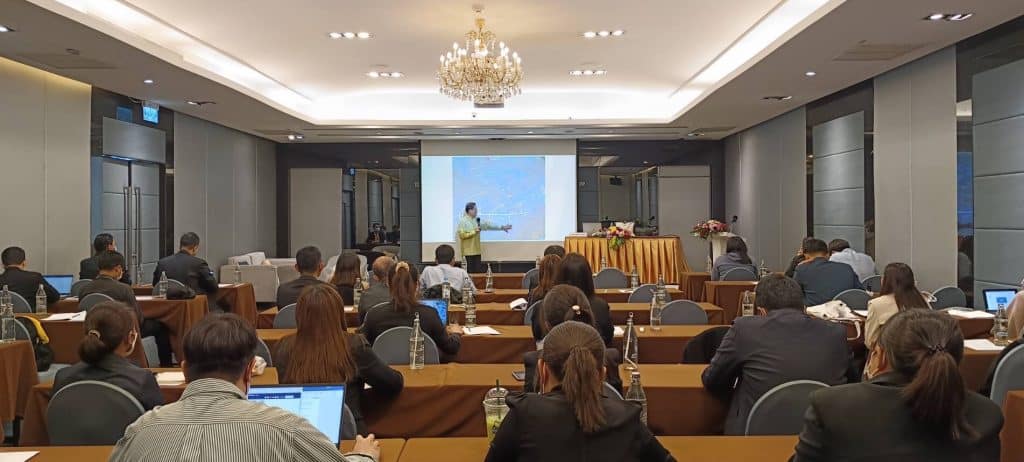 "วีระศักดิ์"บรรยายเวทีอบรม ‘’นิติกรชำนาญการพิเศษของส่วนราชการ" "วีระศักดิ์"บรรยายเวทีอบรม ‘’นิติกรชำนาญการพิเศษของส่วนราชการ"