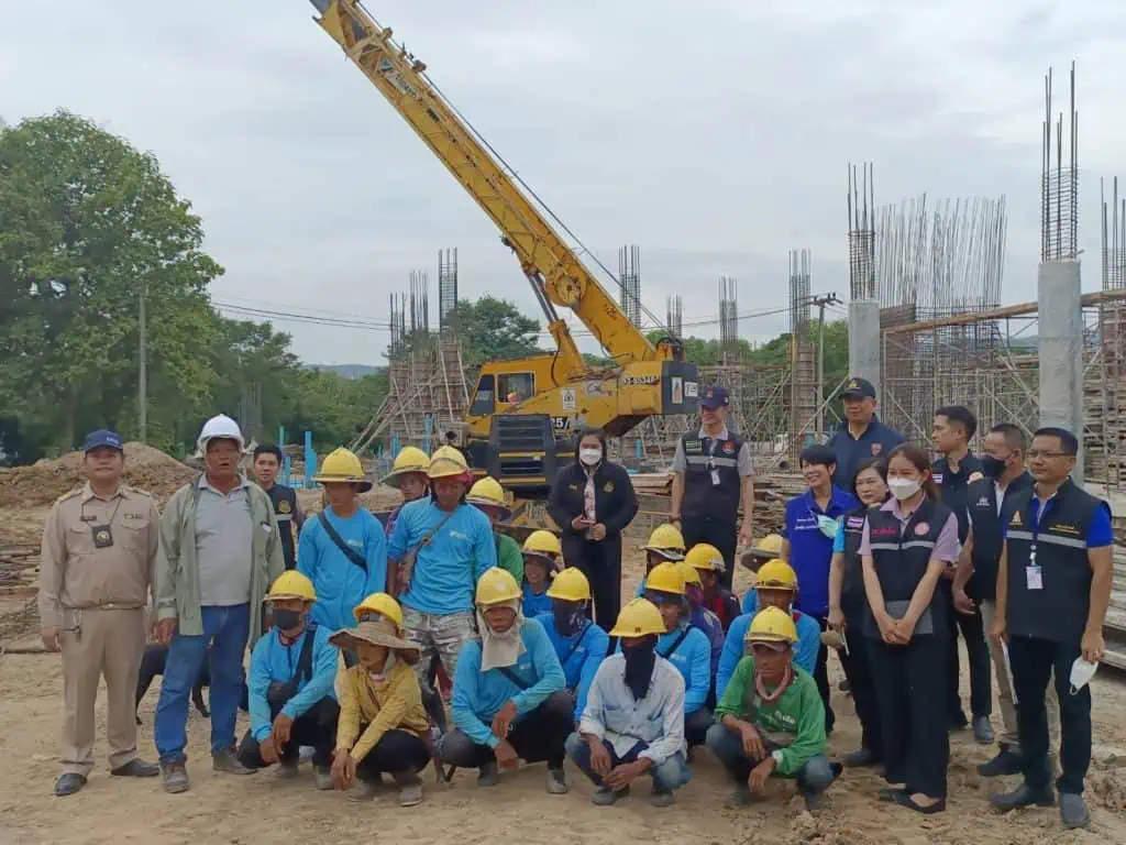 ตม.เชียงใหม่ ตรวจสถานที่สุ่มเสี่ยงการค้ามนุษย์