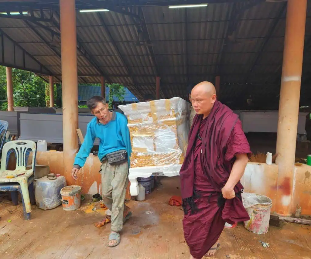 "ครูบาโลงศพ" เชิญร่วมสร้างบุญ "โลงศพ" พระทำเองบริจาคคนยากไร้