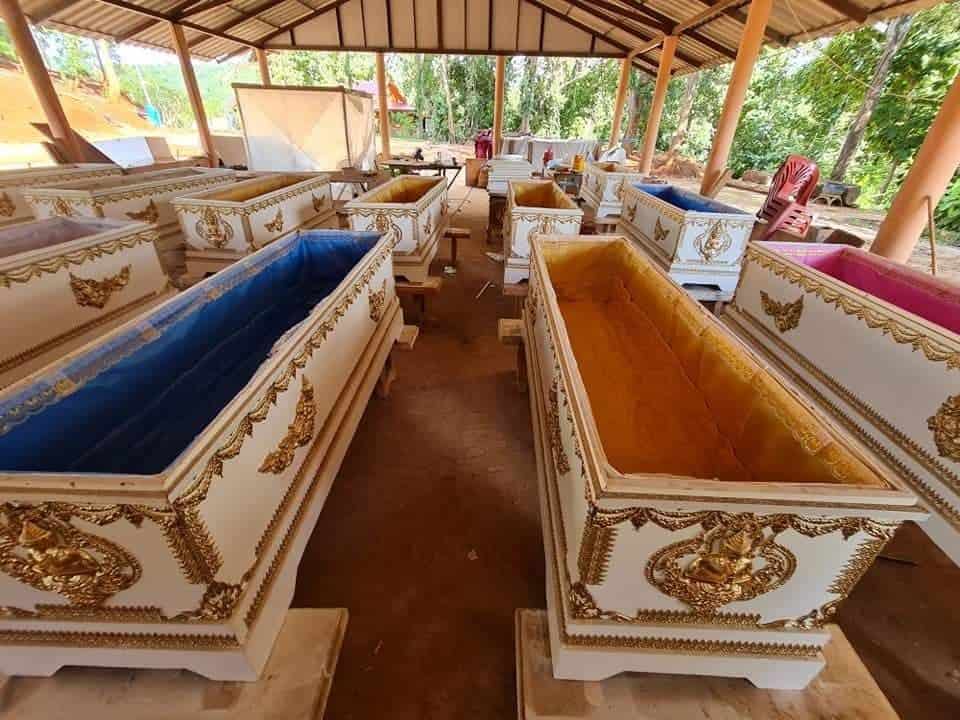 "ครูบาโลงศพ" เชิญร่วมสร้างบุญ "โลงศพ" พระทำเองบริจาคคนยากไร้ "ครูบาโลงศพ" เชิญร่วมสร้างบุญ "โลงศพ" พระทำเองบริจาคคนยากไร้