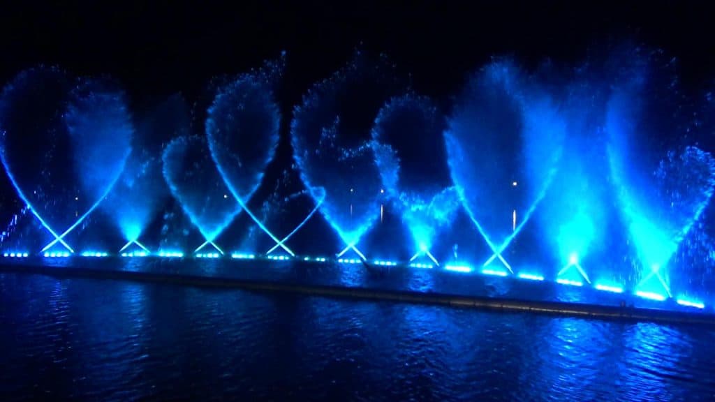 ตื่นตา น้ำพุดนตรีสูงสุดในเอเชีย เชียงใหม่ไนท์ซาฟารีเตรียมเปิดแสดง ตื่นตา น้ำพุดนตรีสูงสุดในเอเชีย เชียงใหม่ไนท์ซาฟารีเตรียมเปิดแสดง