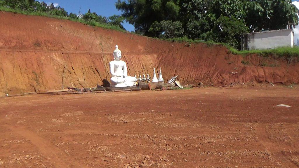 เป็นทุกอย่างให้แล้ว ครูบาโลงศพ ทำโลง-สัปเหร่อ-พิธีกรงานขาวดำ เป็นทุกอย่างให้แล้ว ครูบาโลงศพ ทำโลง-สัปเหร่อ-พิธีกรงานขาวดำ