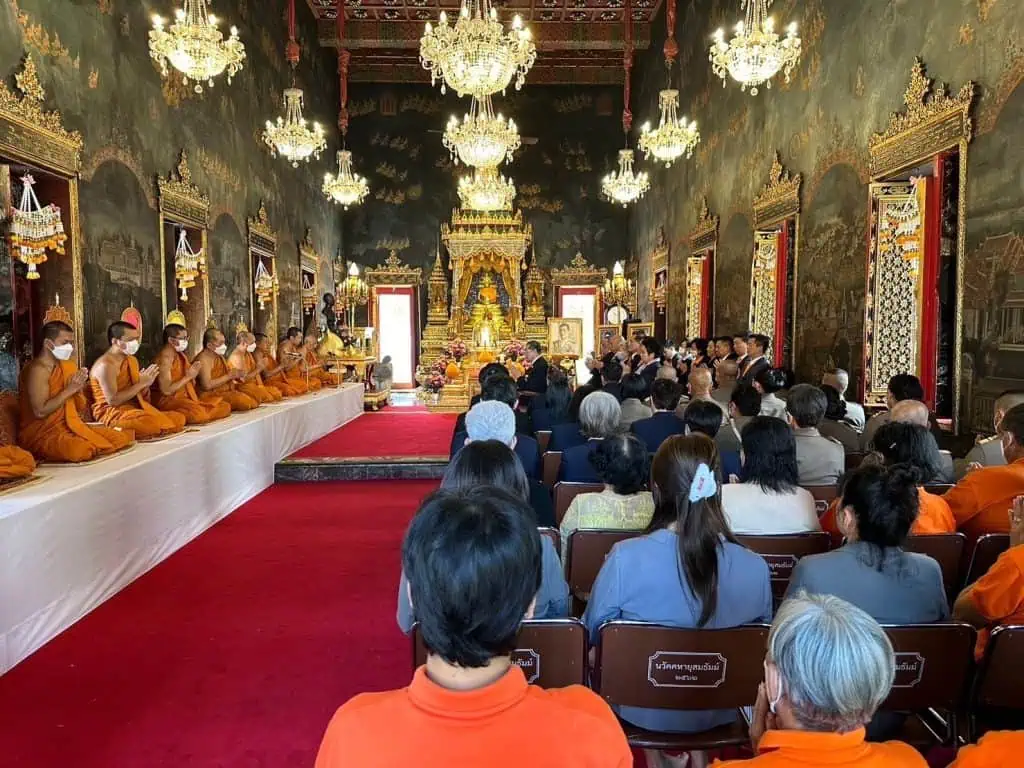 มูลนิธิอาสาเพื่อนพึ่ง (ภาฯ) ยามยาก สภากาชาดไทย จัดพิธีเจริญพระพุทธมนต์ ถวายเป็นพระกุศลใน สมเด็จพระเจ้าลูกเธอ เจ้าฟ้าพัชรกิติยาภา นเรนทิราเทพยวดี กรมหลวงราชสาริณีสิริพัชร มหาวัชรราชธิดา และ พระเจ้าวรวงศ์เธอพระองค์เจ้าโสมสวลี กรมหมื่นสุทธนารีนาถ