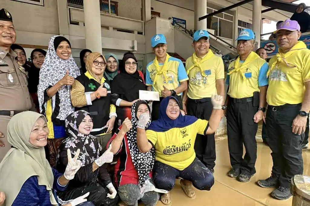 ผบ.ตร.เผย "ในหลวง" ทรงห่วงใยพสกนิกรที่ประสบภัยน้ำท่วมภาคใต้ พร้อมเติมขย้ำไม่ทอดทิ้งผู้ใต้บังคับบัญชา ฝากเร่งช่วยเหลือประชาชนอย่างเต็มที่