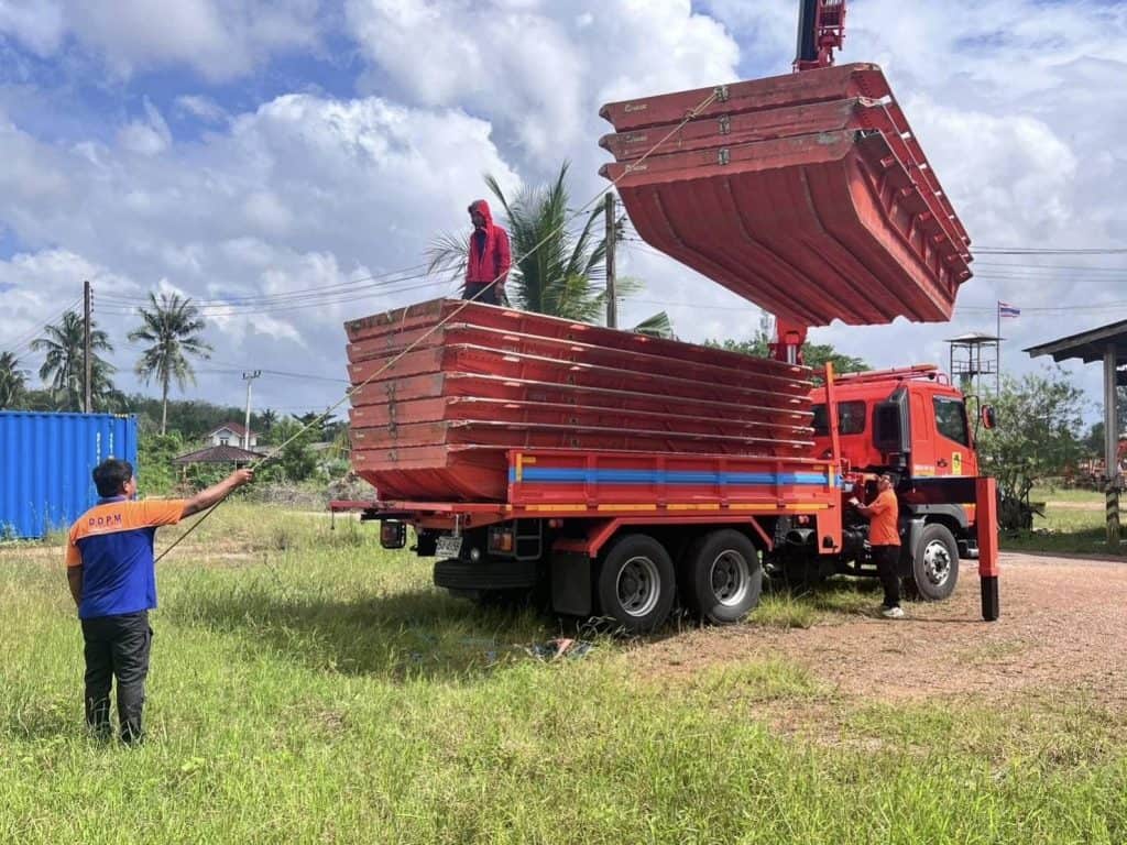 กรมป้องกันและบรรเทาสาธารณภัย รายงานมีสถานการณ์อุทกภัยในพื้นที่ภาคใต้ 3 จังหวัด ประสานพื้นที่เร่งดูแลและให้ความช่วยเหลือประชาชน กรมป้องกันและบรรเทาสาธารณภัย รายงานมีสถานการณ์อุทกภัยในพื้นที่ภาคใต้ 3 จังหวัด ประสานพื้นที่เร่งดูแลและให้ความช่วยเหลือประชาชน