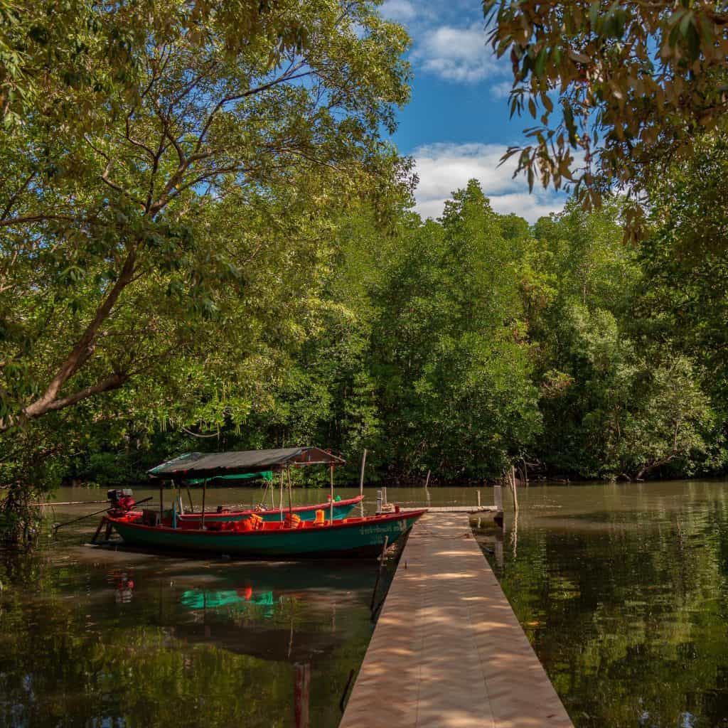 ททท.ตะวันออกขานรับนโยบายนายกฯ เศรษฐา เจาะกลุ่ม Gen Y กระตุ้นท่องเที่ยวเมืองรอง ททท.ตะวันออกขานรับนโยบายนายกฯ เศรษฐา เจาะกลุ่ม Gen Y กระตุ้นท่องเที่ยวเมืองรอง