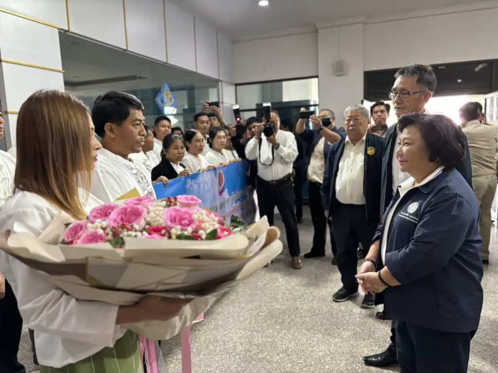 “พวงเพ็ชร” จับมือ “เกรียง” ชง ครมสัญจร สร้างกระเช้า ภูกระดึง จ.เลย หลังรอคอยกว่า 30 ปี ดันท่องเที่ยว ทุกมิติพร้อม เร่งแก้ แล้ง - ท่วม ซ้ำซาก