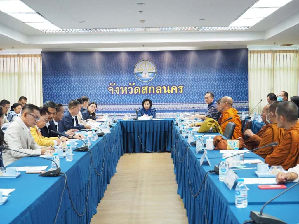 “พวงเพ็ชร” นำคณะถกแก้ไขปัญหากรรมสิทธิ์ที่ดิน 21 วัดสกลนคร เผย หากเอกสารครบพร้อมเดินต่อ “พวงเพ็ชร” นำคณะถกแก้ไขปัญหากรรมสิทธิ์ที่ดิน 21 วัดสกลนคร เผย หากเอกสารครบพร้อมเดินต่อ