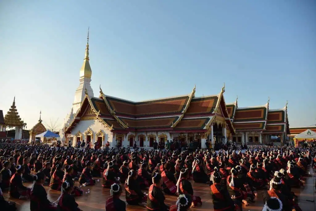 “พวงเพ็ชร” เป็นประธานเปิดงานนมัสการองค์พระธาตุเชิงชุมและไหว้หลวงพ่อพระองค์แสน ประจำปี 2567 ครั้งที่ 72  