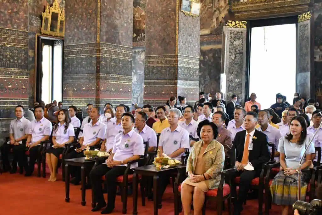 “พวงเพ็ชร-ชลน่าน” จับมือ สนอง "ธรรมนูญสุขภาพพระสงฆ์" เดินหน้าเชื่อมข้อมูลพระ รักษาพยาบาลตามสิทธิ  สำเร็จแล้ว 1.8 แสนรูป เร่งให้ครบใน พ.ค. นี้