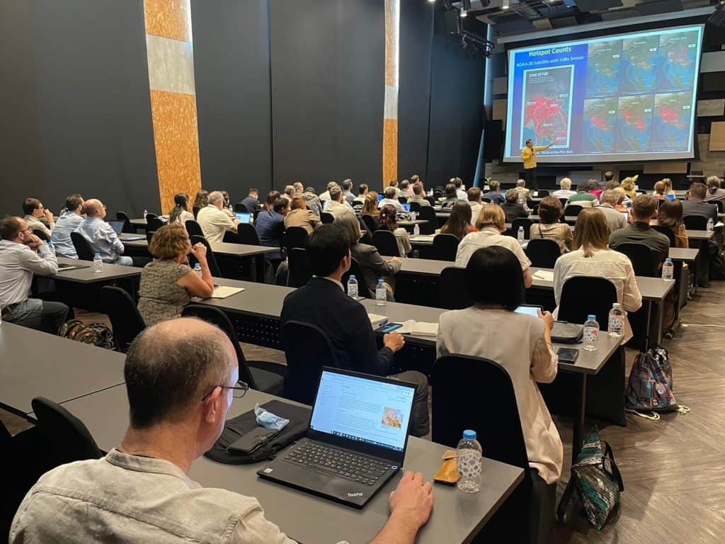 “วีระศักดิ์”รวมเวทีการออกแบบ การพัฒนาที่ยั่งยืน การรักษาความหลากหลายทางชีวภาพ การดูแลคุณภาพอากาศ และสภาพภูมิอากาศเปลี่ยนแปลงมาเข้าสู่ระบบโจทย์วิจัยแบบร่วมเป้าหมายกัน “วีระศักดิ์”รวมเวทีการออกแบบ การพัฒนาที่ยั่งยืน การรักษาความหลากหลายทางชีวภาพ การดูแลคุณภาพอากาศ และสภาพภูมิอากาศเปลี่ยนแปลงมาเข้าสู่ระบบโจทย์วิจัยแบบร่วมเป้าหมายกัน