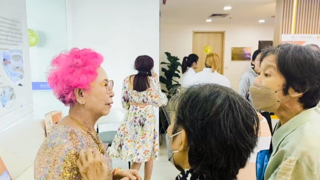 มะเร็งเต้านม รักษาได้ไม่ต้องผ่า นวัตกรรมคีโมเฉพาะจุด-บาดแผลเล็ก มะเร็งเต้านม รักษาได้ไม่ต้องผ่า นวัตกรรมคีโมเฉพาะจุด-บาดแผลเล็ก