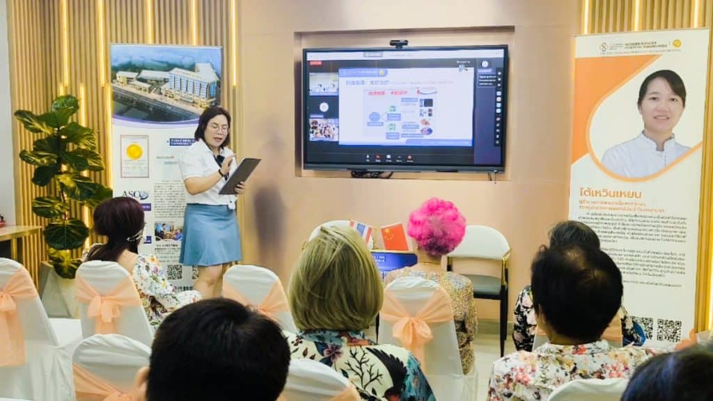 มะเร็งเต้านม รักษาได้ไม่ต้องผ่า นวัตกรรมคีโมเฉพาะจุด-บาดแผลเล็ก มะเร็งเต้านม รักษาได้ไม่ต้องผ่า นวัตกรรมคีโมเฉพาะจุด-บาดแผลเล็ก