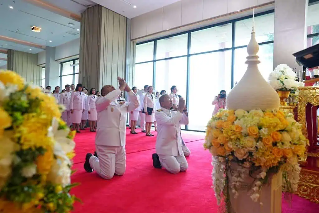 ประธาน-รองประธาน วุฒิสภารับสนองพระบรมราชโองการแต่งตั้ง “มงคล”ยืนยันจะปฏิบัติงานเพื่อทดแทนคุณแผ่นดิน และคงไว้ซึ่งสถาบันชาติศาสนาพระมหากษัตริย์ และรับใช้จนกว่าชีวิตจะหาไม่