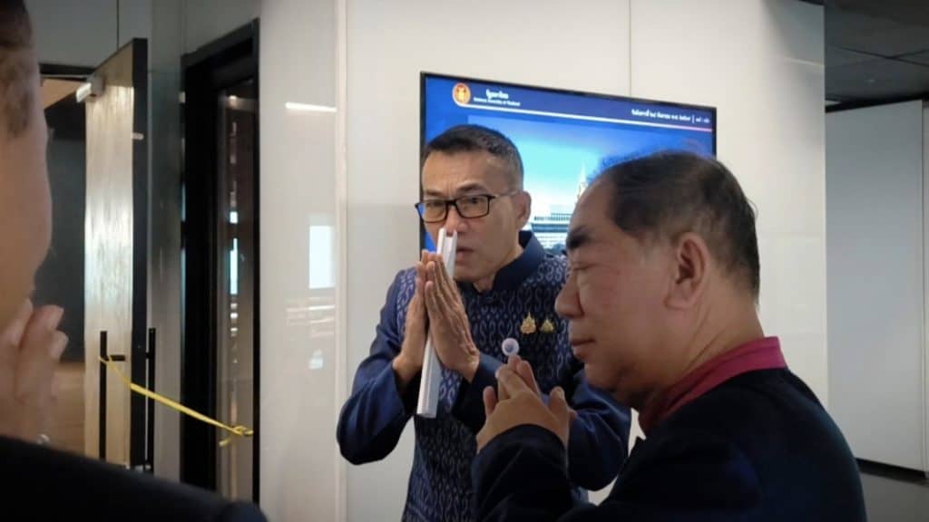 "สว.ชีวะภาพ" นั่งประธานกมธ.ทรัพยากรฯ ชู 4 ประเด็นขับเคลื่อนเป้าหมาย "สว.ชีวะภาพ" นั่งประธานกมธ.ทรัพยากรฯ ชู 4 ประเด็นขับเคลื่อนเป้าหมาย