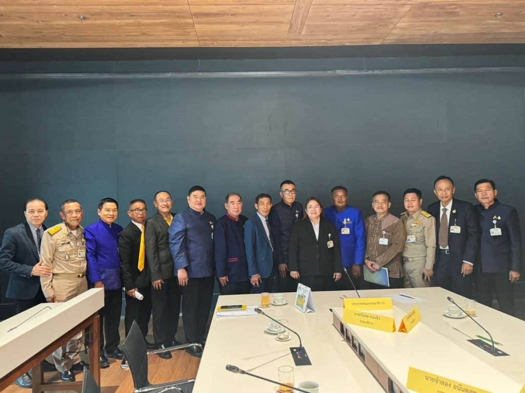 "สว.ชีวะภาพ" นั่งประธานกมธ.ทรัพยากรฯ ชู 4 ประเด็นขับเคลื่อนเป้าหมาย "สว.ชีวะภาพ" นั่งประธานกมธ.ทรัพยากรฯ ชู 4 ประเด็นขับเคลื่อนเป้าหมาย