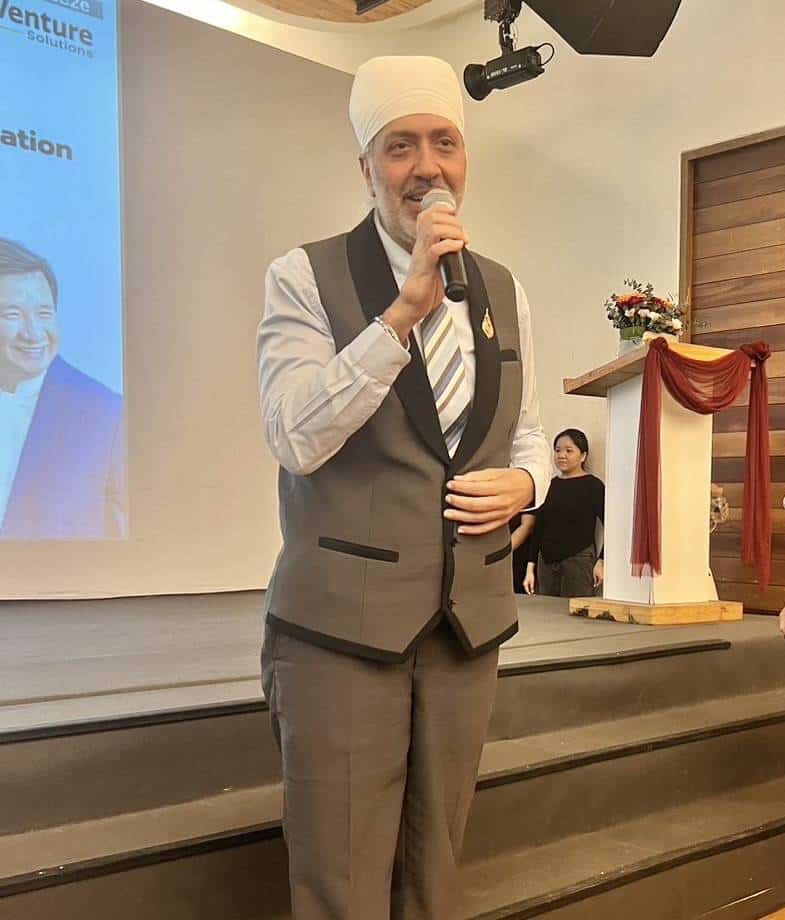 "อลงกรณ์" ชู "บางระจันโมเดล" ปกป้องเศรษฐกิจไทย 7 แสนล้าน "อลงกรณ์" ชู "บางระจันโมเดล" ปกป้องเศรษฐกิจไทย 7 แสนล้าน