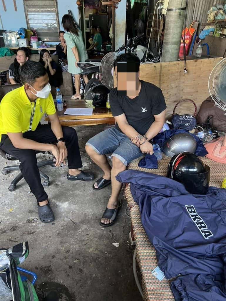 ตำรวจบุคคโลรวบ 2 ผู้ต้องหาขโมยจักรยานยนต์ ตำรวจบุคคโลรวบ 2 ผู้ต้องหาขโมยจักรยานยนต์