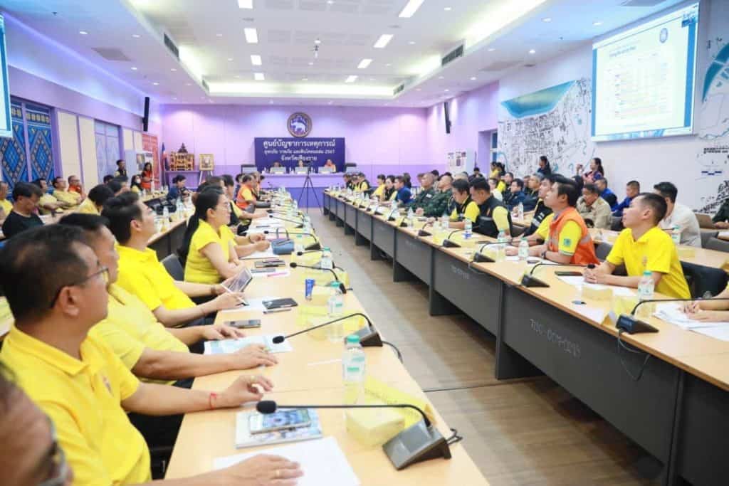 รมช.มหาดไทย และ รมช.กลาโหม ผนึกกำลังติดตามขับเคลื่อนศูนย์ศปช. ส่วนหน้า จังหวัดเชียงราย ตามข้อสั่งการนายกรัฐมนตรี รมช.มหาดไทย และ รมช.กลาโหม ผนึกกำลังติดตามขับเคลื่อนศูนย์ศปช. ส่วนหน้า จังหวัดเชียงราย ตามข้อสั่งการนายกรัฐมนตรี