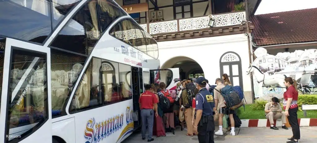 “สุริยะ” ห่วงสถานการณ์น้ำท่วมเชียงใหม่ สั่งการรถไฟฯ ประสานขนส่งจัดรถอำนวยความสะดวกการเดินทางให้ประชาชน กำชับต้องถึงจุดหมายอย่างปลอดภัย 