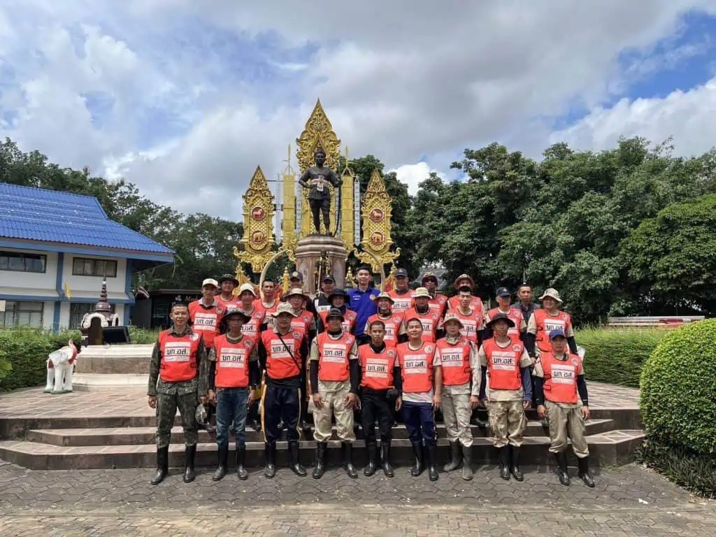 ผวจ.อุตรดิตถ์​จัดส่งสมาชิกกองอาสารักษาดินแดนจังหวัดอุตรดิตถ์(อส.) เข้าช่วยเหลือพี่น้องประชาชนชาวจังหวัดเชียงราย ในเหตุอุทกภัย