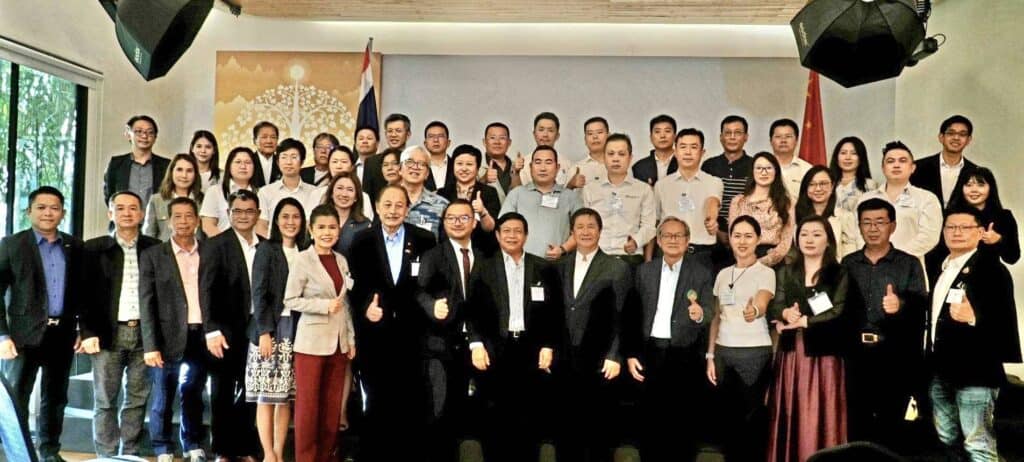 “เอฟเคไอไอ.“บรรลุข้อตกลงจับคู่ธุรกิจ 28 บริษัทจีนฉลองสัมพันธ์ 50 ปีไทย-จีน “เอฟเคไอไอ.“บรรลุข้อตกลงจับคู่ธุรกิจ 28 บริษัทจีนฉลองสัมพันธ์ 50 ปีไทย-จีน