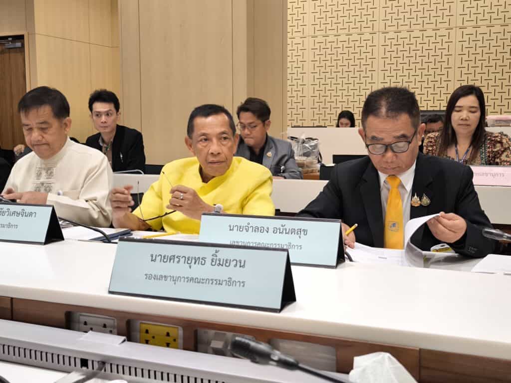 กมธ.ทรัพยากรธรรมชาติฯ สว. ผลักดันร่างพ.ร.บ.ที่ดินลาดชัน แก้ดินโคลนถล่ม-น้ำท่วมระยะยาว กมธ.ทรัพยากรธรรมชาติฯ สว. ผลักดันร่างพ.ร.บ.ที่ดินลาดชัน แก้ดินโคลนถล่ม-น้ำท่วมระยะยาว