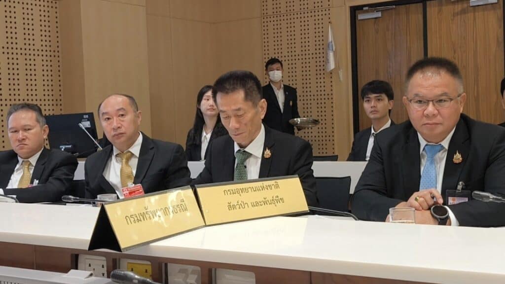 กมธ.ทรัพยากรธรรมชาติฯ สว. ผลักดันร่างพ.ร.บ.ที่ดินลาดชัน แก้ดินโคลนถล่ม-น้ำท่วมระยะยาว กมธ.ทรัพยากรธรรมชาติฯ สว. ผลักดันร่างพ.ร.บ.ที่ดินลาดชัน แก้ดินโคลนถล่ม-น้ำท่วมระยะยาว