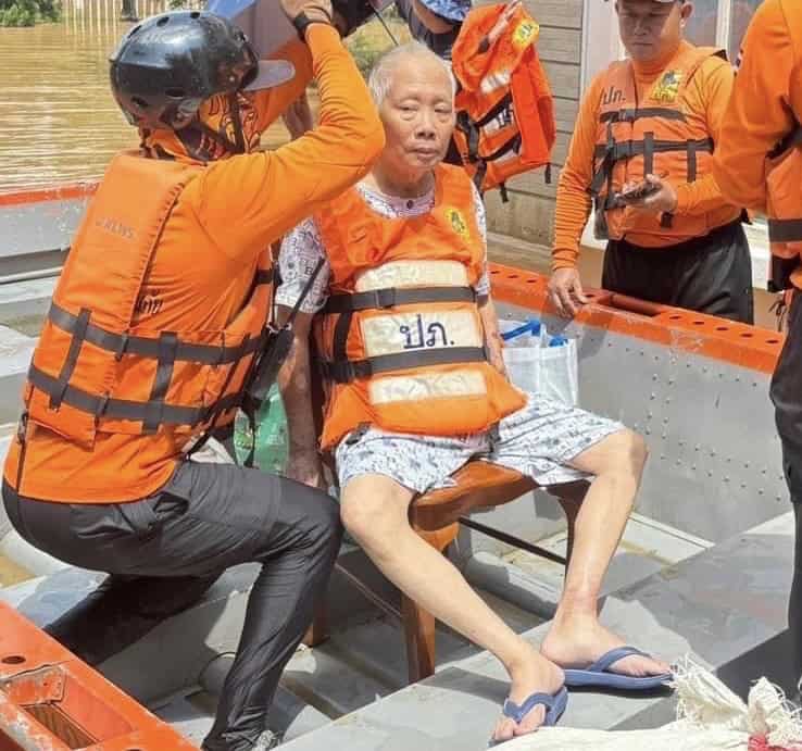 เชียงใหม่!ประกาศ ด่วน อพยพกลุ่มเปราะบาง ผู้ป่วยติดเตียง เข้าศูนย์ฯ เชียงใหม่!ประกาศ ด่วน อพยพกลุ่มเปราะบาง ผู้ป่วยติดเตียง เข้าศูนย์ฯ