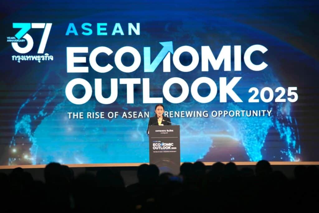 นายกฯ เผย อายุน้อยไม่สำคัญ หากเปิดโอกาสให้ทำงาน และคนรุ่นเก่าคอยสนับสนุน ชี้ ลงทุนในไทย เหมือนลงทุนในอาเซียน ยก ‘ไทย‘ เป็นคลังอาหารโลก รองรับสถานการณ์โลกเปลี่ยน นายกฯ เผย อายุน้อยไม่สำคัญ หากเปิดโอกาสให้ทำงาน และคนรุ่นเก่าคอยสนับสนุน ชี้ ลงทุนในไทย เหมือนลงทุนในอาเซียน ยก ‘ไทย‘ เป็นคลังอาหารโลก รองรับสถานการณ์โลกเปลี่ยน