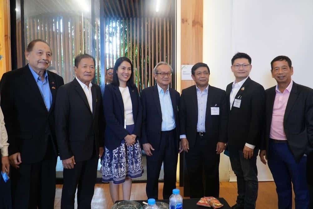 “เอฟเคไอไอ.“บรรลุข้อตกลง“สถาบันทิวา”และไวส์ยูประเทศจีนส่งเสริมเศรษฐกิจไทยจับคู่ธุรกิจระลอกแรก28บริษัทจีนฉลองสัมพันธ์50ปีไทย-จีน “เอฟเคไอไอ.“บรรลุข้อตกลง“สถาบันทิวา”และไวส์ยูประเทศจีนส่งเสริมเศรษฐกิจไทยจับคู่ธุรกิจระลอกแรก28บริษัทจีนฉลองสัมพันธ์50ปีไทย-จีน