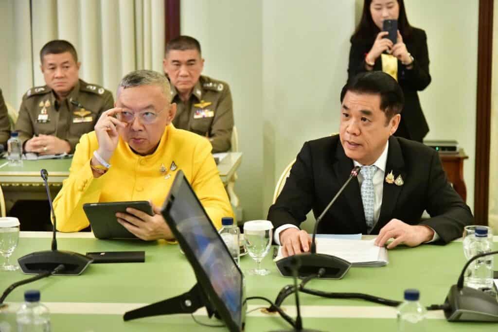 นายกฯ ประชุมร่วมหน่วยงานที่เกี่ยวข้อง ถกความปลอดภัยทางถนน ยกระดับการเดินทาง หลังเกิดเหตุบัสไฟไหม้ หวังดึงภาคเอกชนร่วมแก้ปัญหาให้ตรงจุด นายกฯ ประชุมร่วมหน่วยงานที่เกี่ยวข้อง ถกความปลอดภัยทางถนน ยกระดับการเดินทาง หลังเกิดเหตุบัสไฟไหม้ หวังดึงภาคเอกชนร่วมแก้ปัญหาให้ตรงจุด