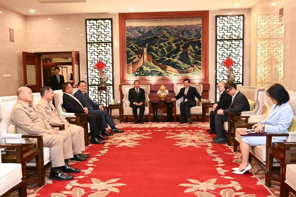 "อนุทิน" ขอบคุณสมาพันธ์ชาวจีนร่วมมอบของช่วยเหลือและส่งกำลังใจถึงผู้ประสบภัยน้ำท่วมภาคเหนือของไทย "อนุทิน" ขอบคุณสมาพันธ์ชาวจีนร่วมมอบของช่วยเหลือและส่งกำลังใจถึงผู้ประสบภัยน้ำท่วมภาคเหนือของไทย