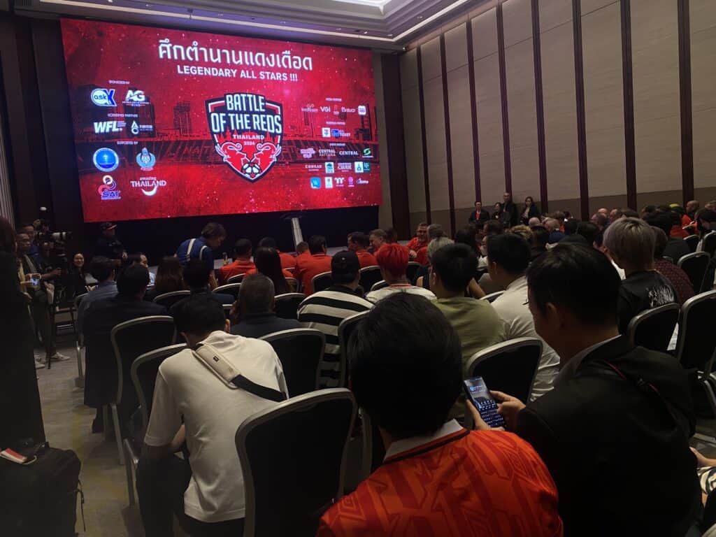 “ศึกตำนานแดงเดือด” BATTLE OF THE REDS THAILAND 2024" ยกทัพอดีตดาวดังของแมนเชสเตอร์ ยูไนเต็ด และลิเวอร์พูล มาแข่งที่ประเทศไทย ระเบิดศึกวันเสาร์ที่ 12 ต.ค.67 “ศึกตำนานแดงเดือด” BATTLE OF THE REDS THAILAND 2024" ยกทัพอดีตดาวดังของแมนเชสเตอร์ ยูไนเต็ด และลิเวอร์พูล มาแข่งที่ประเทศไทย ระเบิดศึกวันเสาร์ที่ 12 ต.ค.67