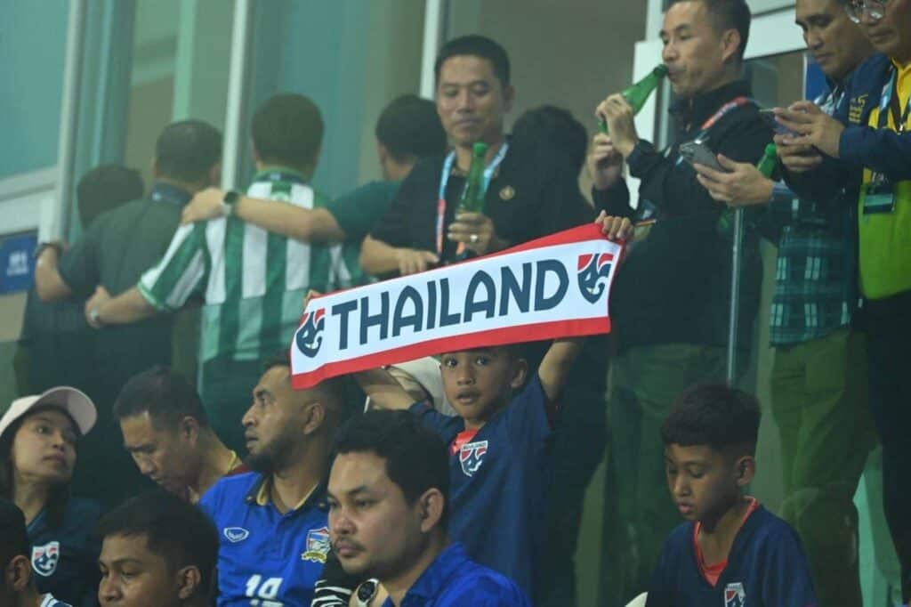 "อนุทิน" เปิดฟุตบอล “คิงส์คัพ” ครั้งที่ 50 ขอบคุณทุกภาคส่วนจังหวัดสงขลาจัดการแข่งขันรายการแห่งความภูมิใจของคนไทย ส่งเสริมความสามัคคี กระตุ้นเศรษฐกิจ ท่องเที่ยวในพื้นที่ "อนุทิน" เปิดฟุตบอล “คิงส์คัพ” ครั้งที่ 50 ขอบคุณทุกภาคส่วนจังหวัดสงขลาจัดการแข่งขันรายการแห่งความภูมิใจของคนไทย ส่งเสริมความสามัคคี กระตุ้นเศรษฐกิจ ท่องเที่ยวในพื้นที่