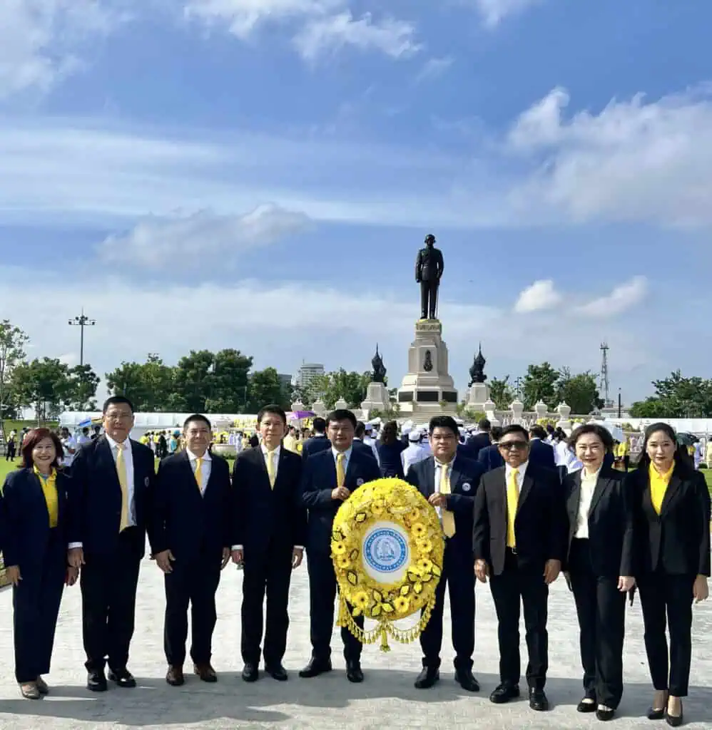 พรรคประชาธิปัตย์น้อมรำลึกในพระมหากรุณาธิคุณ