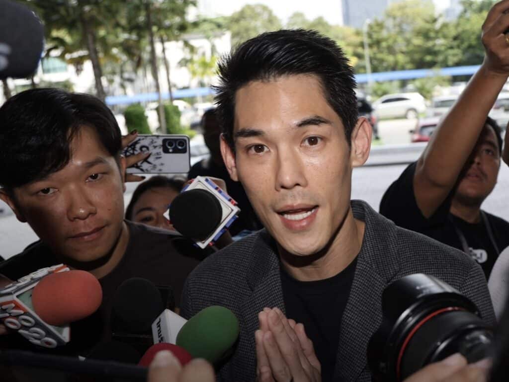 ‘กันต์‘ เข้าให้ปากคำพนักงานสอบสวน บก.ปคบ. ปม ดิ ไอคอนกรุ๊ป ชี้ถูกว่าตามถูก ผิดว่าตามผิด กรณีภรรยาชักชวนลงทุน ‘กันต์‘ เข้าให้ปากคำพนักงานสอบสวน บก.ปคบ. ปม ดิ ไอคอนกรุ๊ป ชี้ถูกว่าตามถูก ผิดว่าตามผิด กรณีภรรยาชักชวนลงทุน