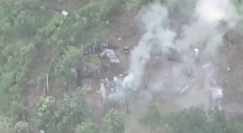 ทหารกะเหรี่ยงคาเรนนียึดค่ายทูซองของพม่าได้แล้ว ทหารกะเหรี่ยงคาเรนนียึดค่ายทูซองของพม่าได้แล้ว