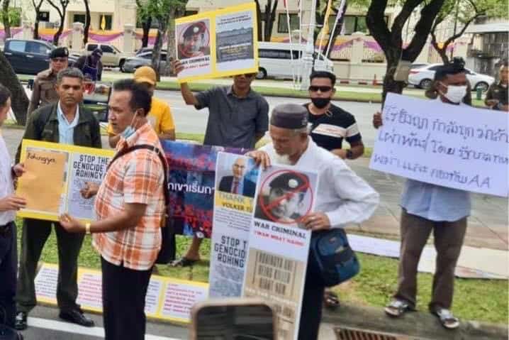 วอนนายกฯไทยแก้ปัญหาชาวโรฮิงญาตกเป็นเหยื่อค้ามนุษย์เผยใช้ไทยเป็นเส้นทางสู่ประเทศที่ 3 พบอีกเหยื่อชาวบังคลาเทศถูกทรมานโหดในแหล่งอาชญากรรมเมืองเมียวดี-หนีรอดมาได้ วอนนายกฯไทยแก้ปัญหาชาวโรฮิงญาตกเป็นเหยื่อค้ามนุษย์เผยใช้ไทยเป็นเส้นทางสู่ประเทศที่ 3 พบอีกเหยื่อชาวบังคลาเทศถูกทรมานโหดในแหล่งอาชญากรรมเมืองเมียวดี-หนีรอดมาได้