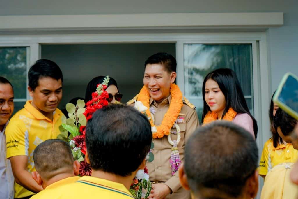 นราธิวาส พร้อมใจร่วมให้การต้อนรับและแสดงความยินดี รองผู้ว่าฯ ใหม่ อย่างคับคั่ง นราธิวาส พร้อมใจร่วมให้การต้อนรับและแสดงความยินดี รองผู้ว่าฯ ใหม่ อย่างคับคั่ง