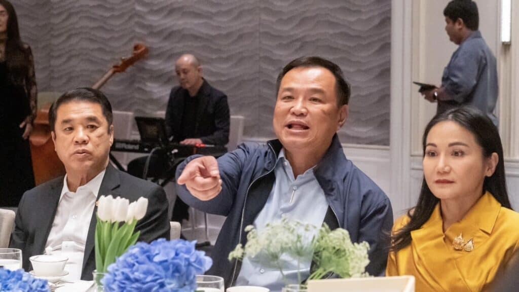 ‘ดินเนอร์’ พรรคร่วมรัฐบาลคึกครื้น ‘นายกฯ แพทองธาร’เป็นเจ้าภาพ ‘ดินเนอร์’ พรรคร่วมรัฐบาลคึกครื้น ‘นายกฯ แพทองธาร’เป็นเจ้าภาพ