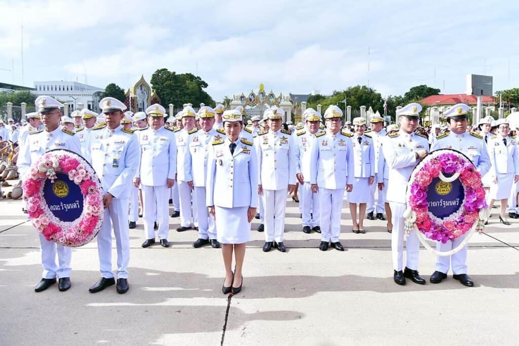 ‘นายกฯ’ นำคณะรัฐมนตรี วางพวงมาลา เนื่องใน ‘วันปิยมหาราช’ เพื่อน้อมรำลึกในพระมหากรุณาธิคุณ ‘นายกฯ’ นำคณะรัฐมนตรี วางพวงมาลา เนื่องใน ‘วันปิยมหาราช’ เพื่อน้อมรำลึกในพระมหากรุณาธิคุณ