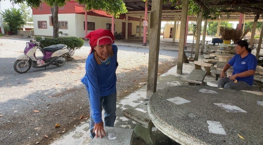 นครปฐม241067เตือนภัย ชายหญิงแสบ ทำทีสมัครงานก่อสร้างได้ทีเชิก จยย.คนงานลอยนวล เจ้าตัวเศร้าผ่อนกุญแจฟรี นครปฐม241067เตือนภัย ชายหญิงแสบ ทำทีสมัครงานก่อสร้างได้ทีเชิก จยย.คนงานลอยนวล เจ้าตัวเศร้าผ่อนกุญแจฟรี