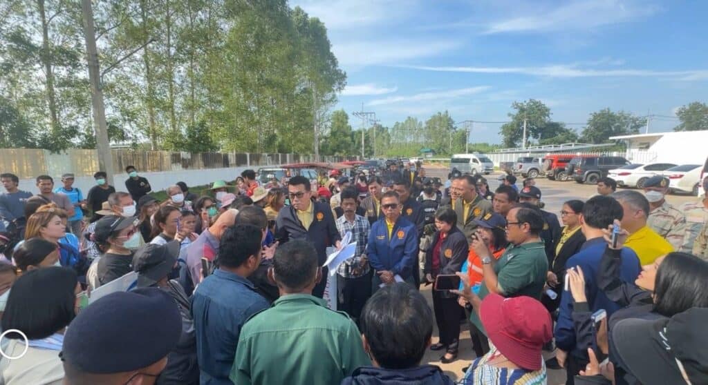 "สว.ชีวะภาพ ชีวะธรรม" นำคณะกมธ.ทรัพยากรธรรมชาติฯ ลงพื้นที่ติดตามเหตุระเบิดโรงงานเคมีภัณฑ์ จ.ปราจีนบุรี "สว.ชีวะภาพ ชีวะธรรม" นำคณะกมธ.ทรัพยากรธรรมชาติฯ ลงพื้นที่ติดตามเหตุระเบิดโรงงานเคมีภัณฑ์ จ.ปราจีนบุรี
