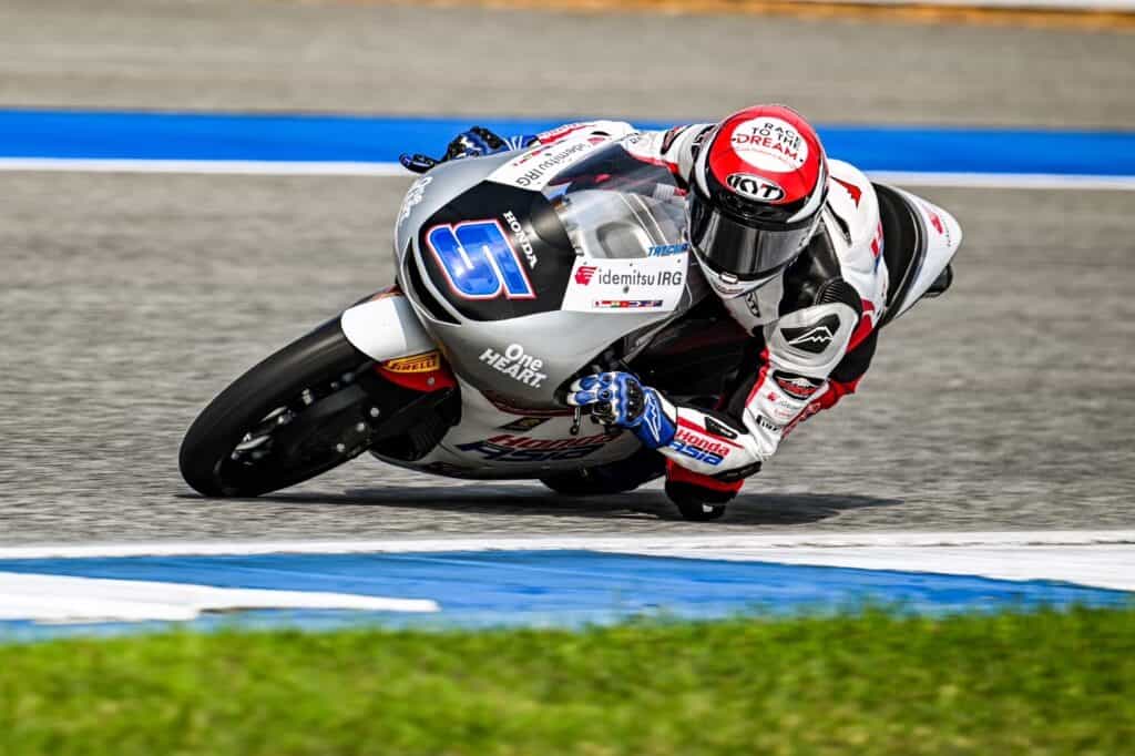 “ก๊องส์-ธัชกร” ยกระดับความเร็ว ลุ้นกริดสตาร์ต โมโตทรี โฮมเรซ “ก๊องส์-ธัชกร” ยกระดับความเร็ว ลุ้นกริดสตาร์ต โมโตทรี โฮมเรซ