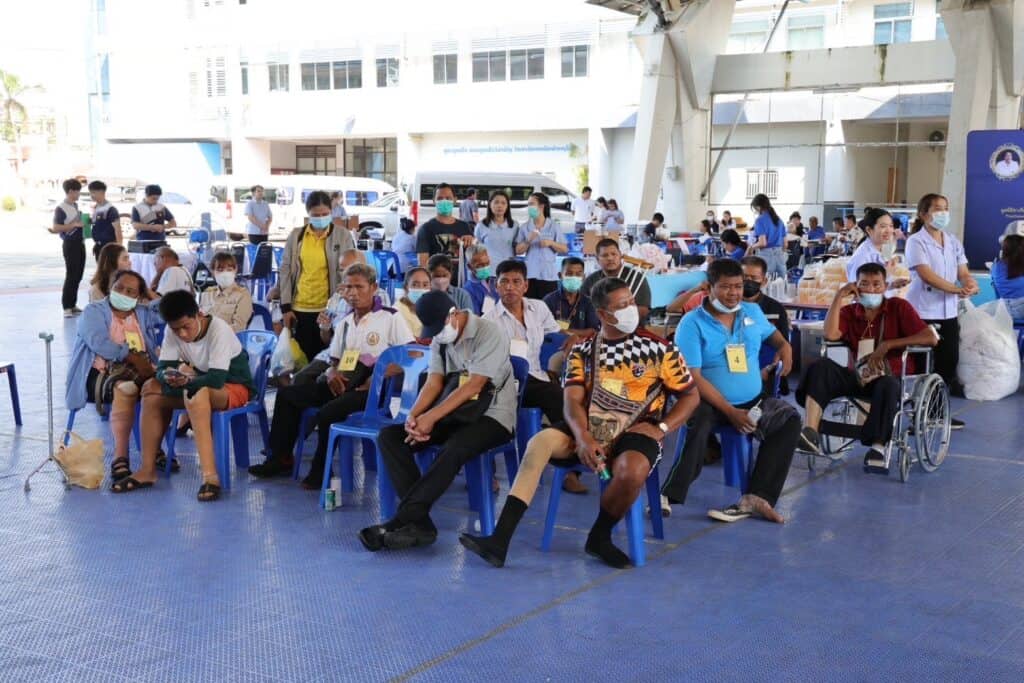 รองผู้ว่าราชการจังหวัดพิษณุโลก เป็นประธานในพิธีเปิดโครงการออกหน่วยทำขาเทียมพระราชทานเคลื่อนที่ ครั้งที่ 171 รองผู้ว่าราชการจังหวัดพิษณุโลก เป็นประธานในพิธีเปิดโครงการออกหน่วยทำขาเทียมพระราชทานเคลื่อนที่ ครั้งที่ 171